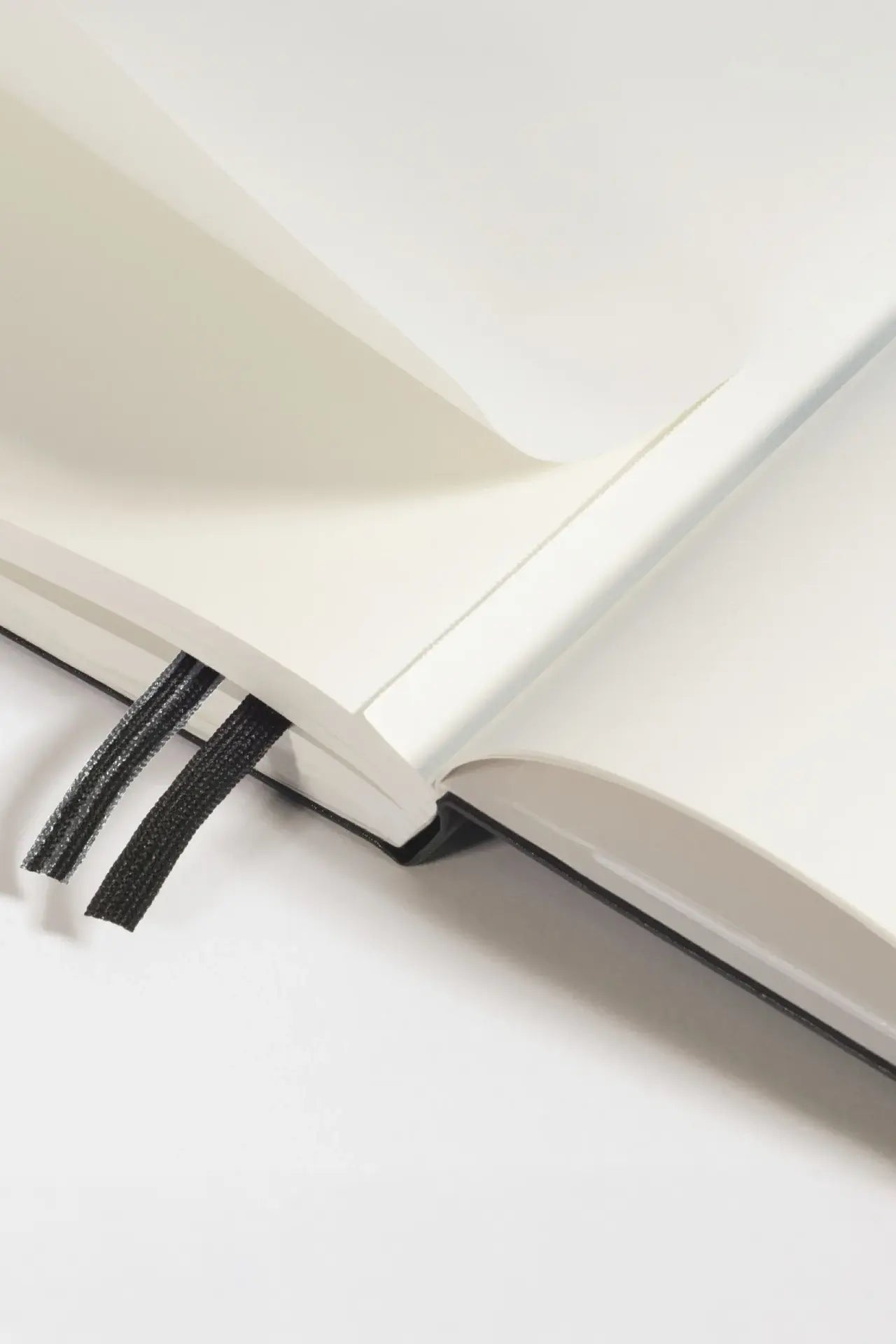 Leuchtturm1917 A5 Medium Hardcover Notebook Classic – Spring Leaf