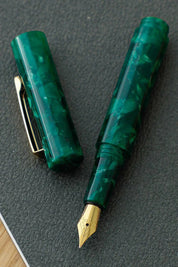 Hightide Attaché Marble Fountain Pen