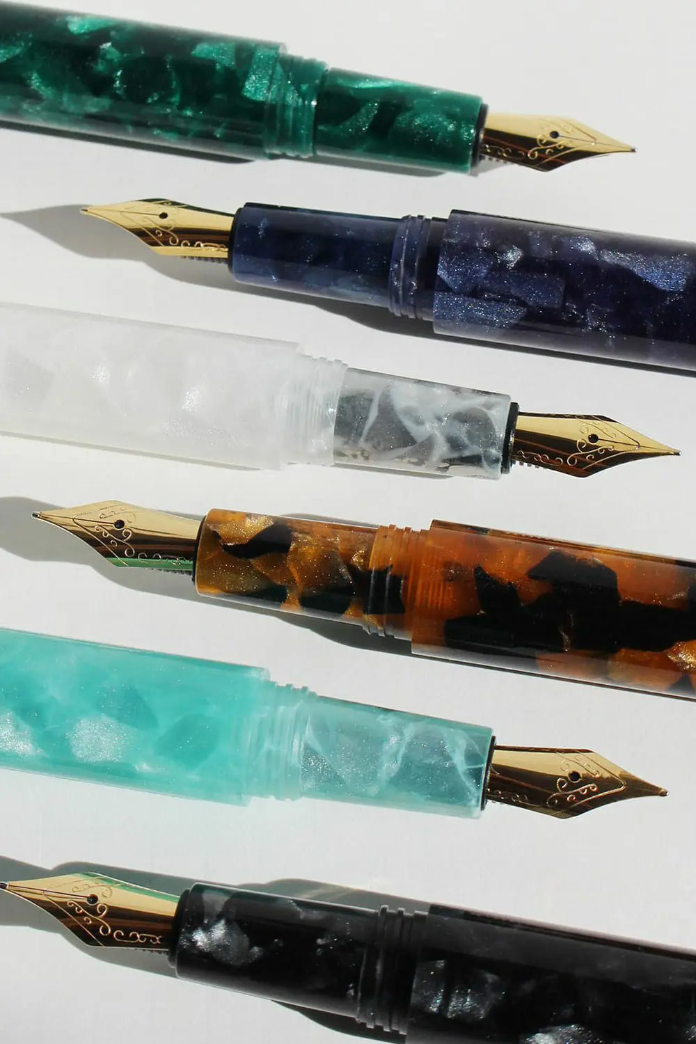 Hightide Attaché Marble Fountain Pen