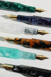 Hightide Attaché Marble Fountain Pen