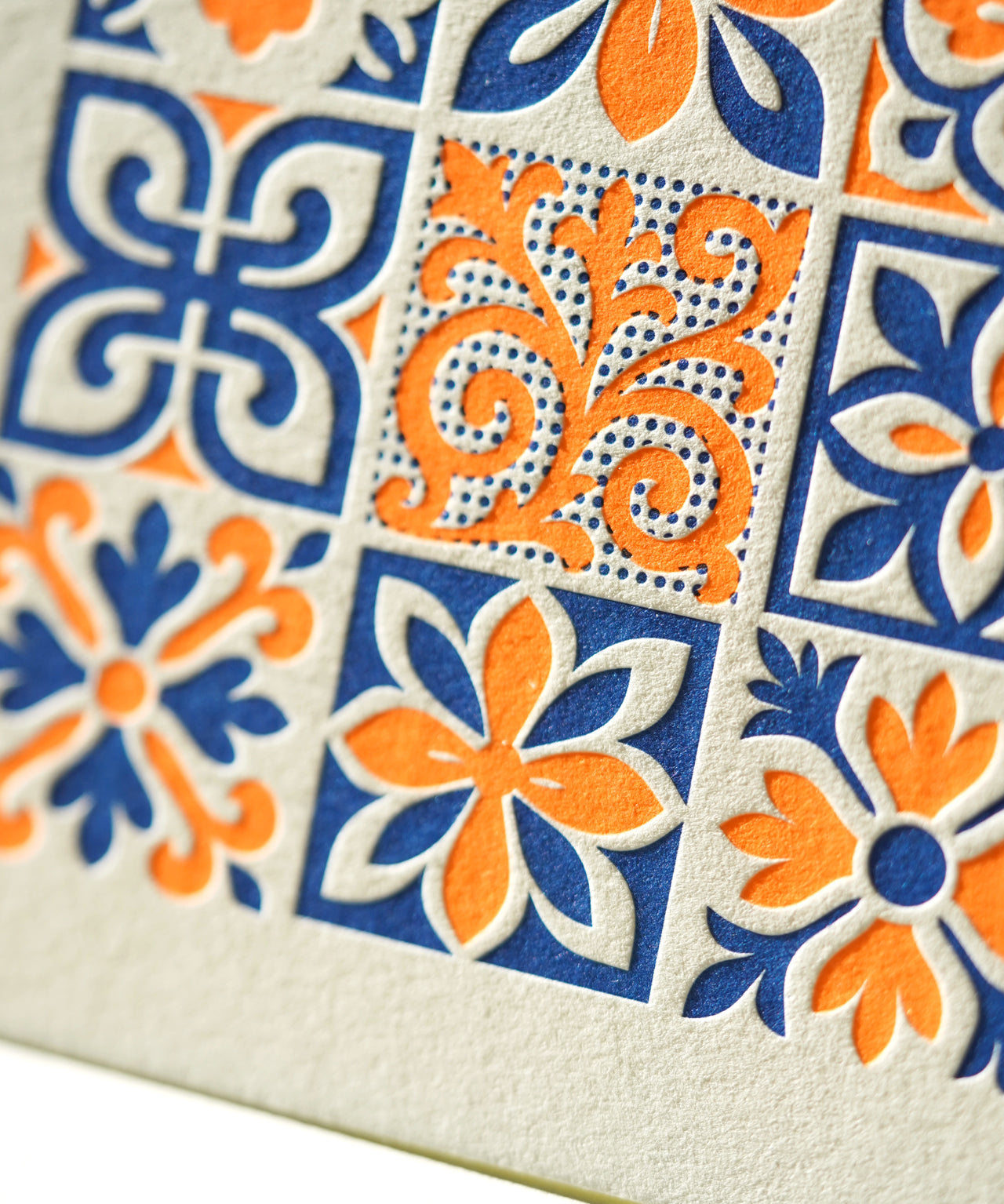 peranakanTileMotifCloseUpBottom.jpg